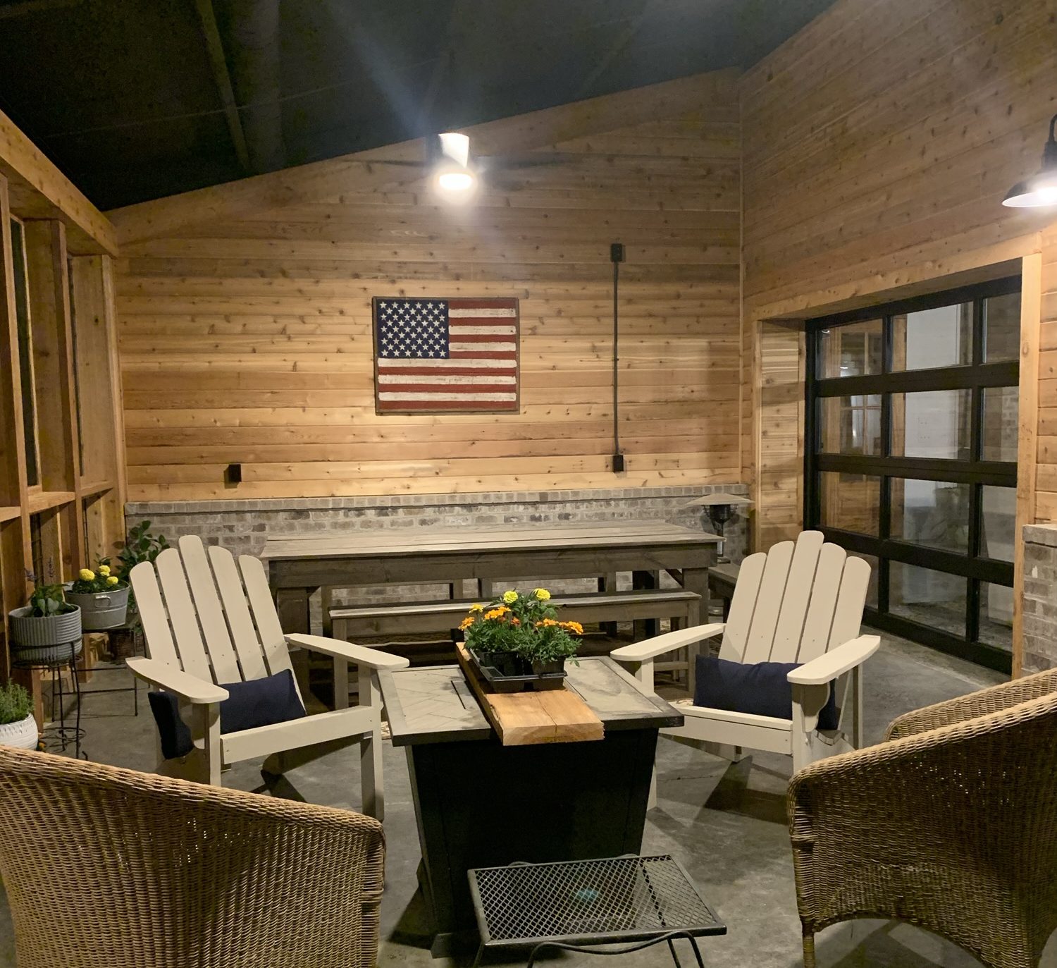 The Screened Porch